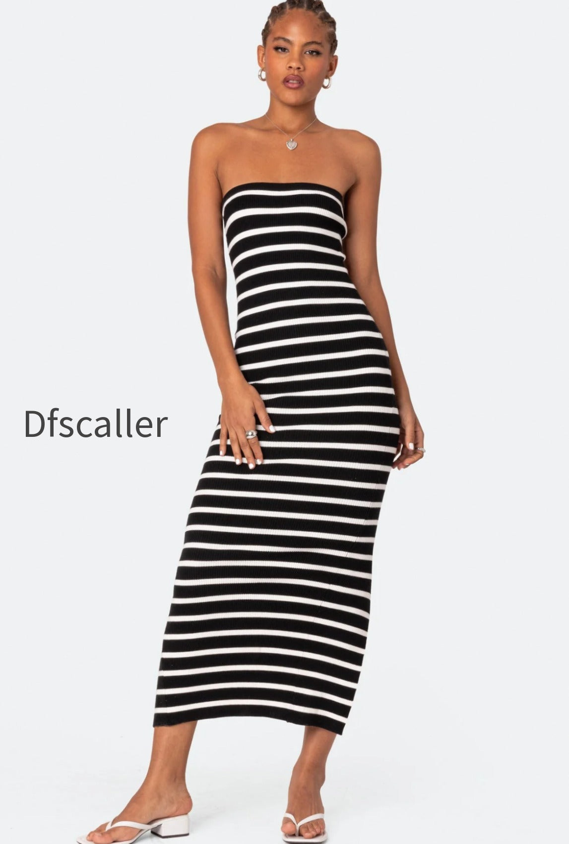 s14211_black-and-white