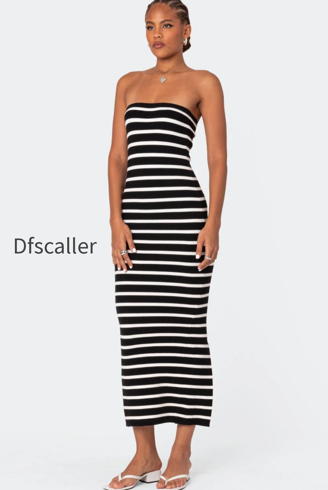 s14211_black-and-white