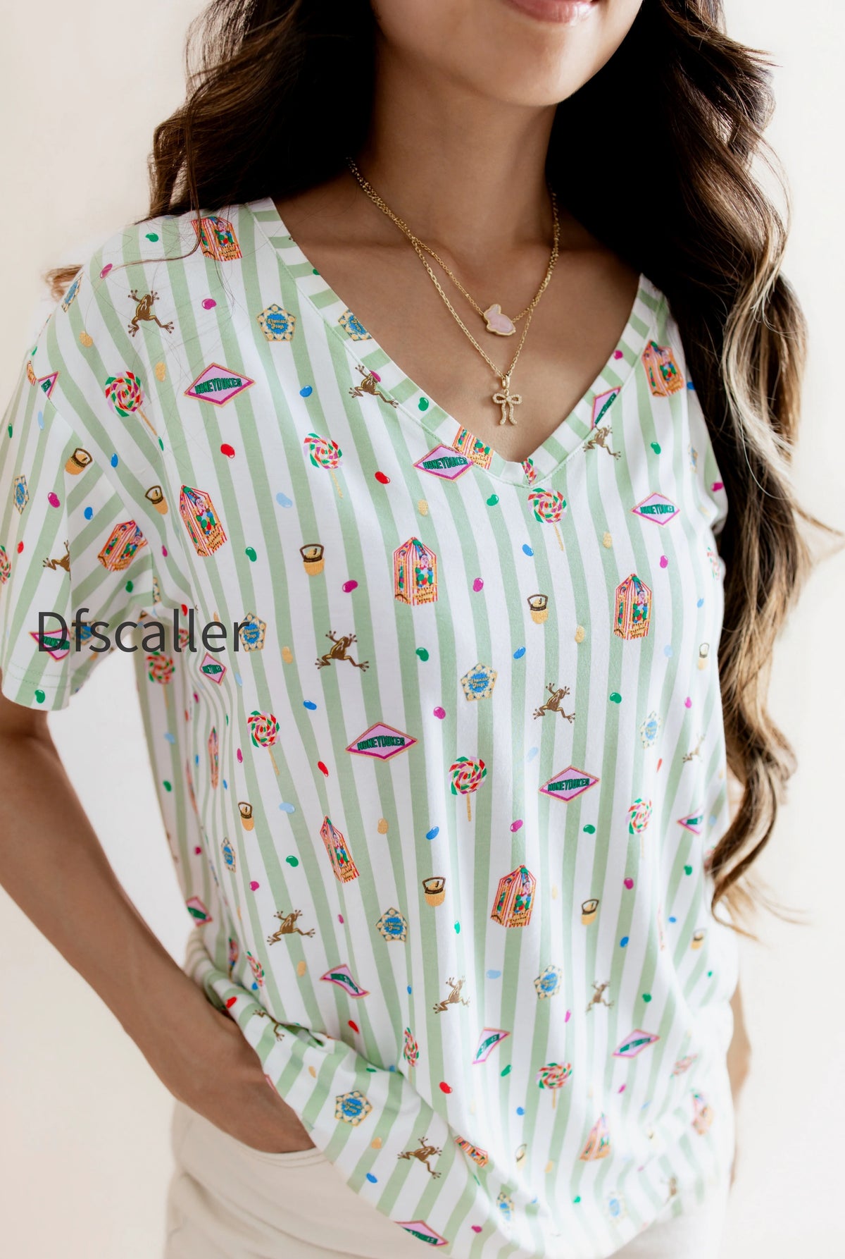 women-s-relaxed-fit-v-neck-in-honey-dukes
